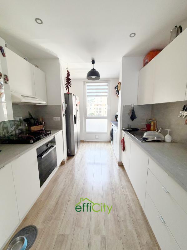 Appartement - 85 m² - 4 pièces