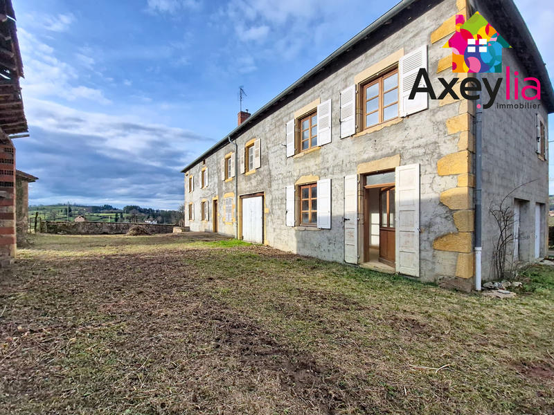 Maison - 335 m² - 12 pièces