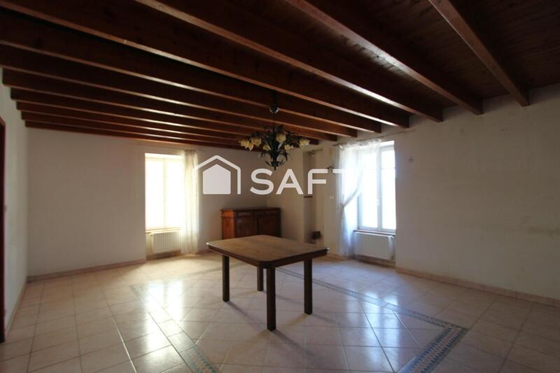 Maison - 137 m² - 5 pièces