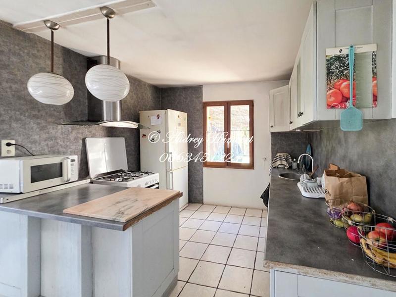 Maison - 92 m² - 4 pièces