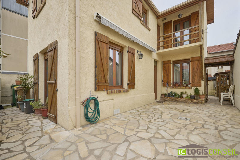 Maison - 88 m² - 5 pièces