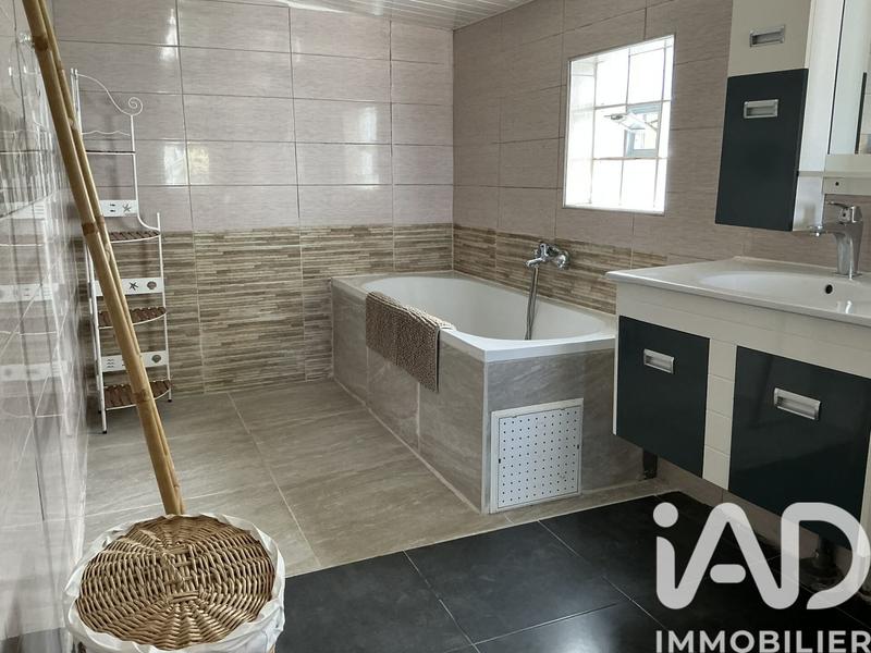 Maison - 110 m² - 4 pièces