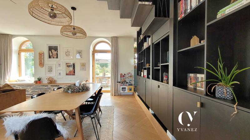 Maison - 152 m² - 6 pièces