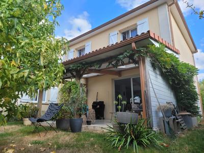 Maison - 125 m² - 6 pièces