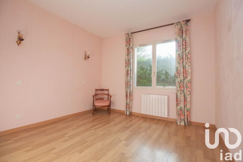 Maison - 230 m² - 7 pièces