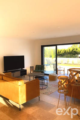 Villa - 137 m² - 4 pièces