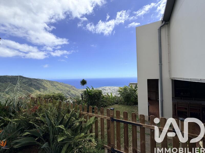 Maison - 127 m² - 5 pièces