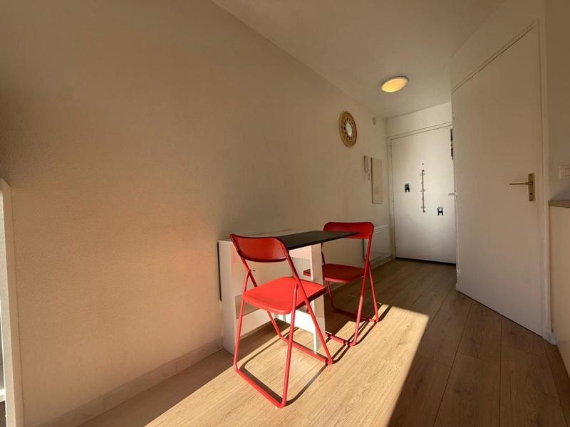 Studio - 18 m² - 2 pièces