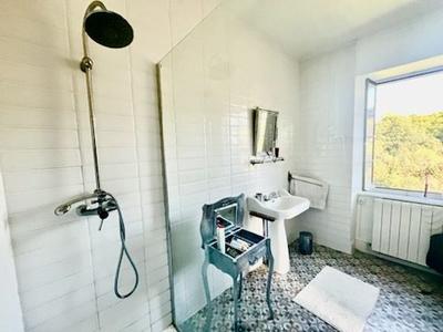 Maison traditionnelle - 120 m² - 4 pièces