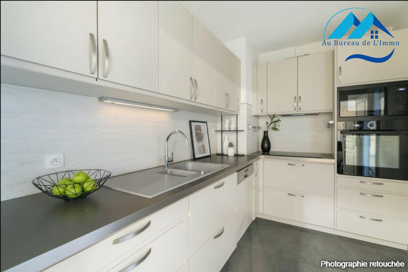 Appartement - 90 m² - 4 pièces