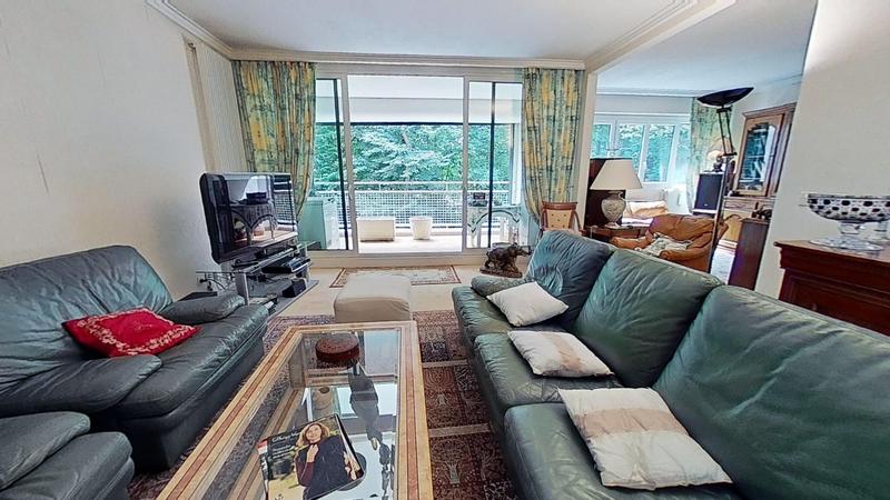 Appartement - 120 m² - 6 pièces