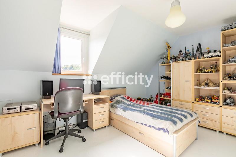 Pavillon - 133 m² - 7 pièces