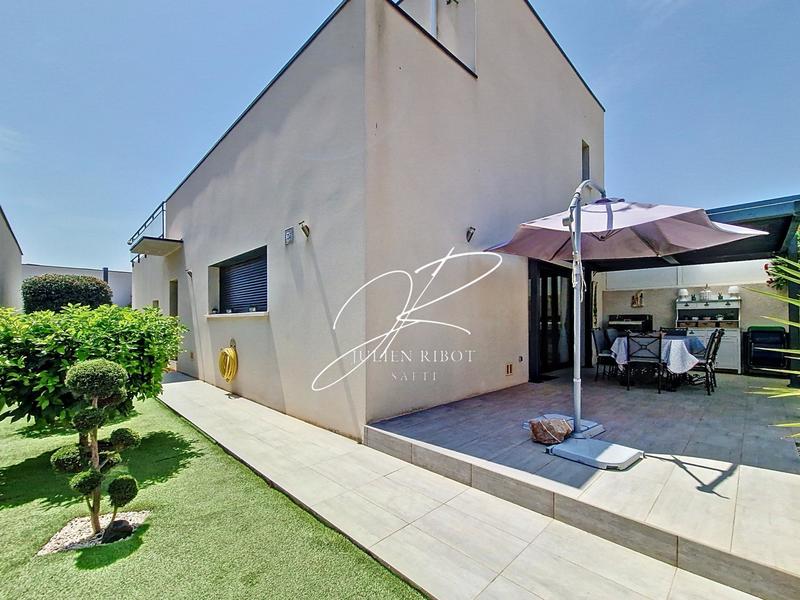 Maison - 107 m² - 4 pièces