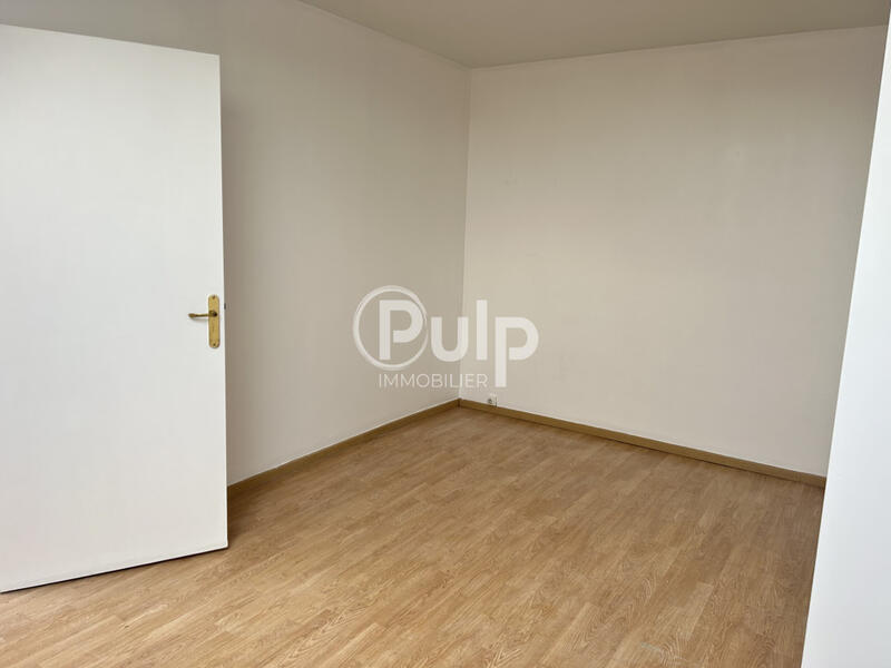 Appartement - 95 m² - 4 pièces