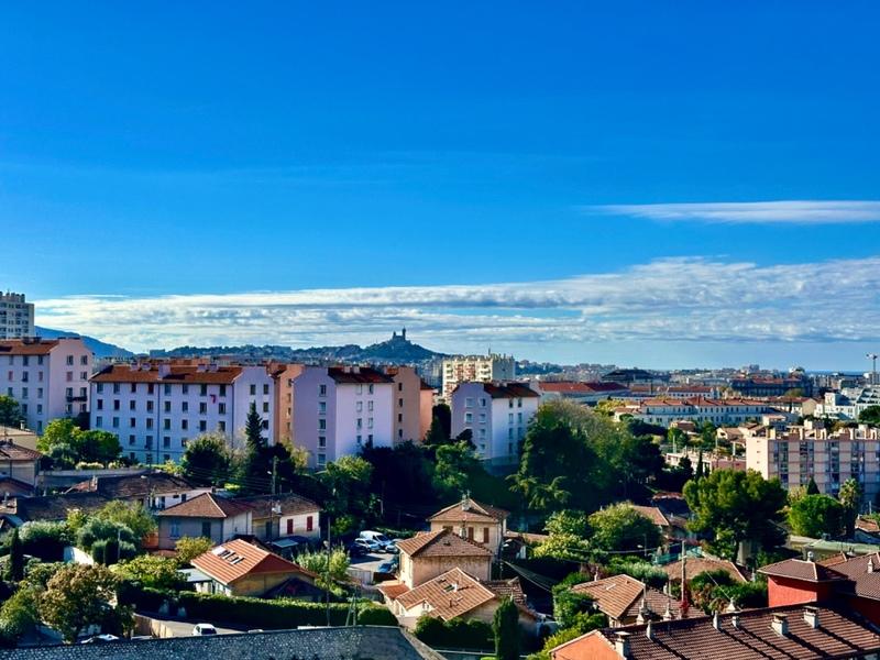 Appartement - 93 m² - 4 pièces