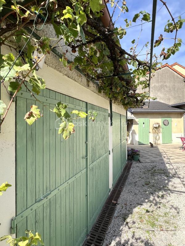 Demeure - 139 m² - 6 pièces