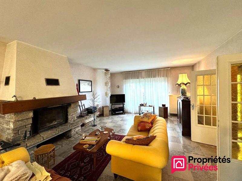 Maison - 189 m² - 5 pièces