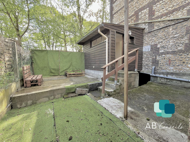 Maison - 75 m² - 5 pièces