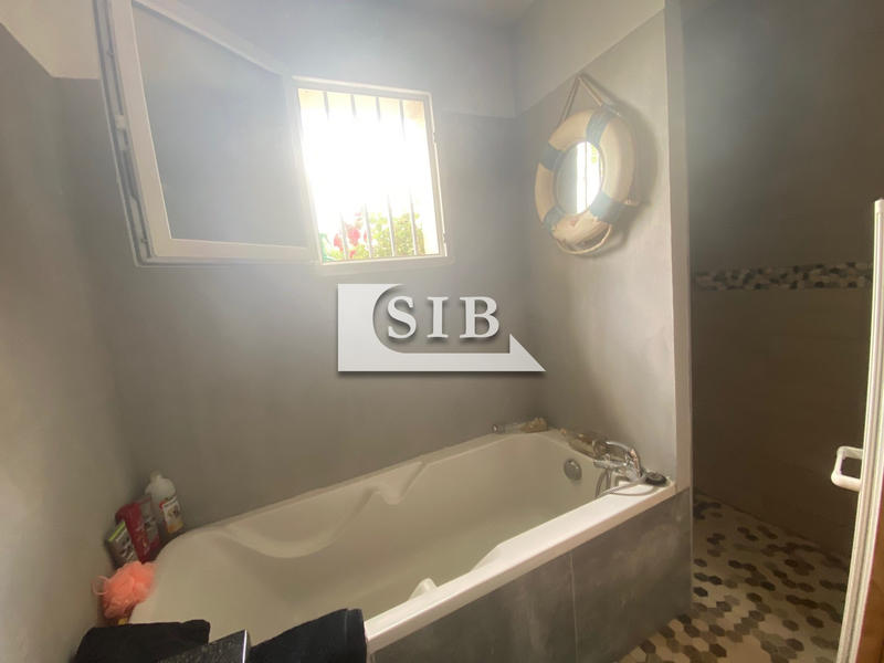 Maison - 120 m² - 6 pièces