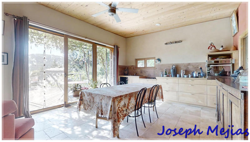 Maison - 144 m² - 7 pièces