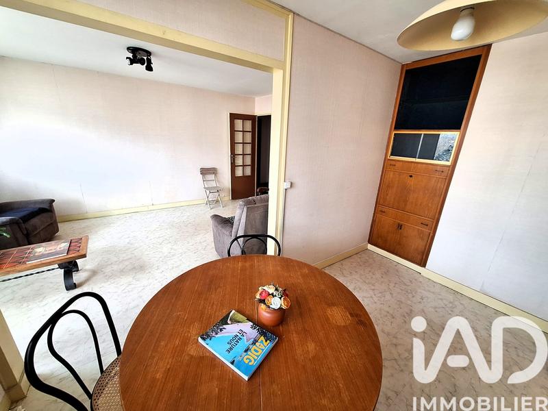 Appartement - 83 m² - 5 pièces