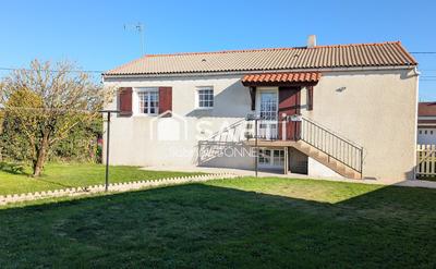 Maison - 88 m² - 5 pièces