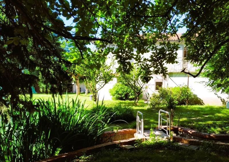 Maison bourgeoise - 269 m² - 19 pièces