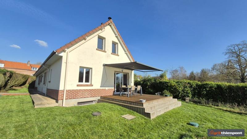 Pavillon - 140 m² - 7 pièces