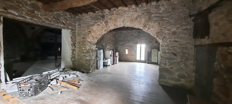 Maison - 328 m² - 7 pièces