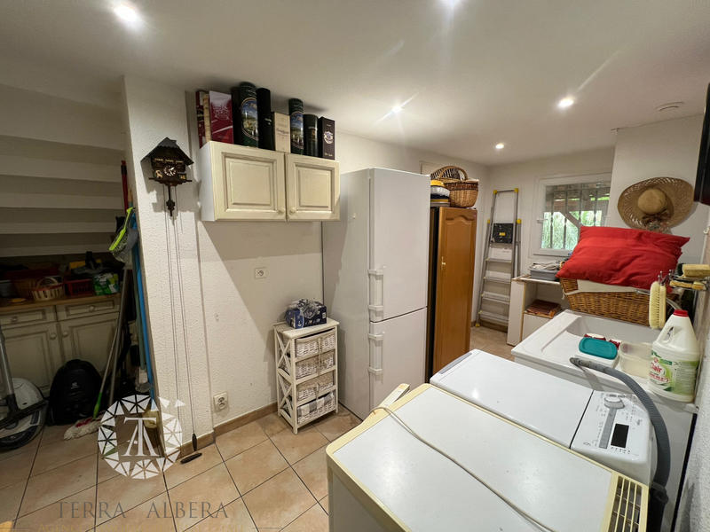 Maison - 197 m² - 5 pièces