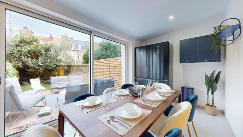 Maison - 138 m² - 8 pièces