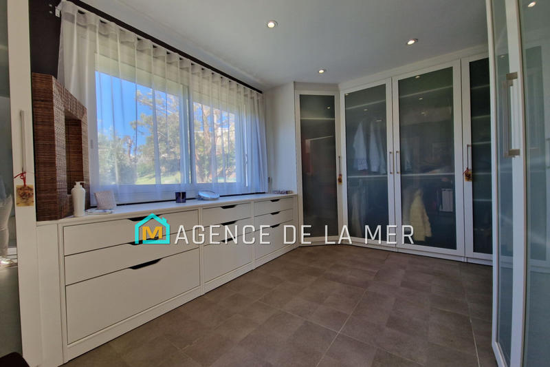 Appartement - 109 m² - 3 pièces