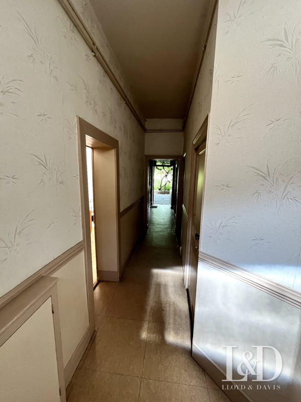 Maison ancienne - 199 m² - 7 pièces