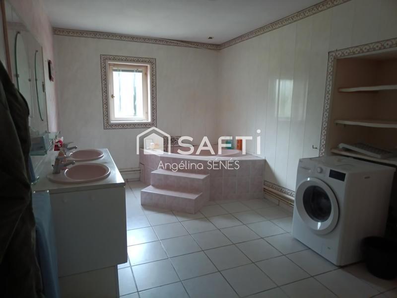 Maison - 171 m² - 7 pièces