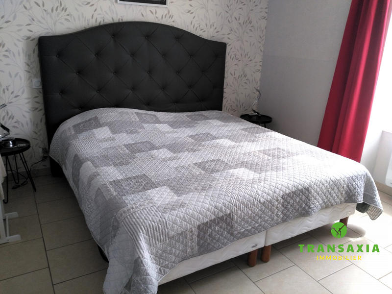 Maison - 150 m² - 10 pièces