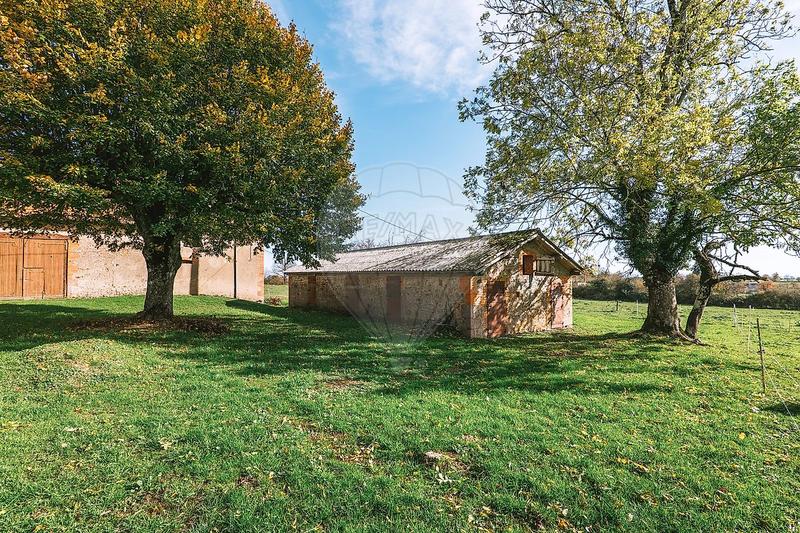 Corps de ferme - 100 m² - 1 pièce