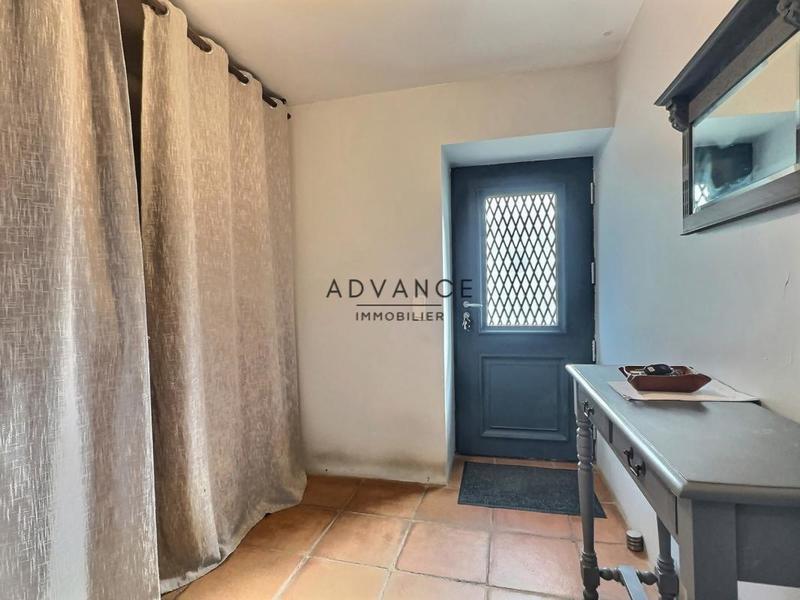 Corps de ferme - 320 m² - 5 pièces