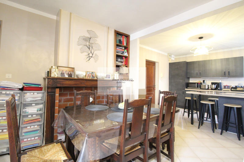 Duplex - 121 m² - 6 pièces