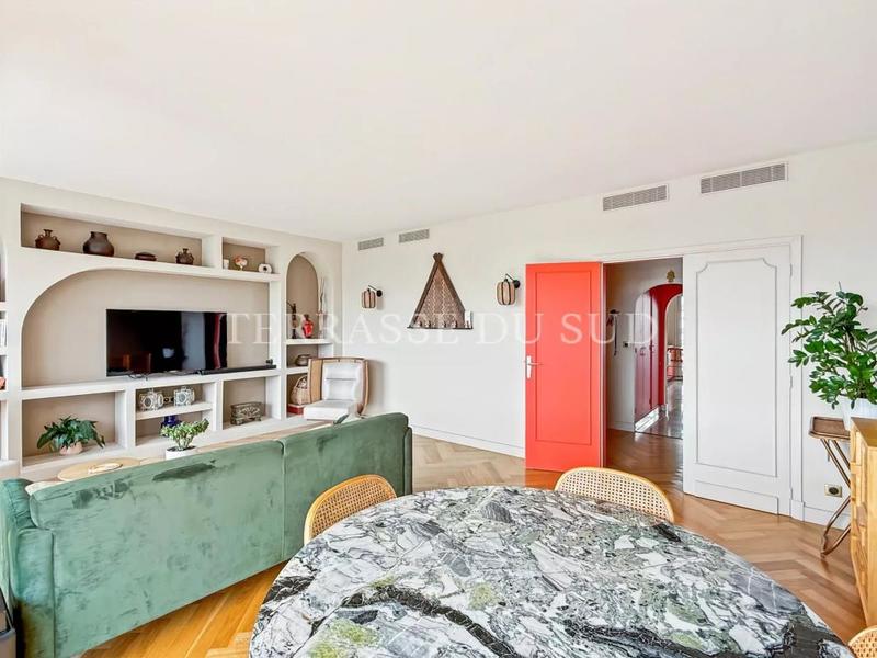 Appartement - 87 m² - 3 pièces