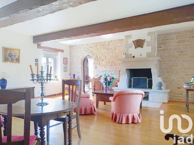 Maison - 310 m² - 10 pièces