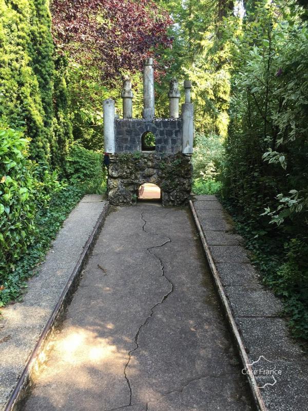 Local commercial - 739 m²