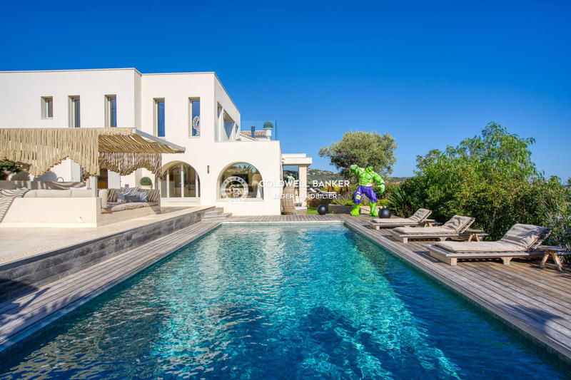 Villa - 380 m² - 8 pièces