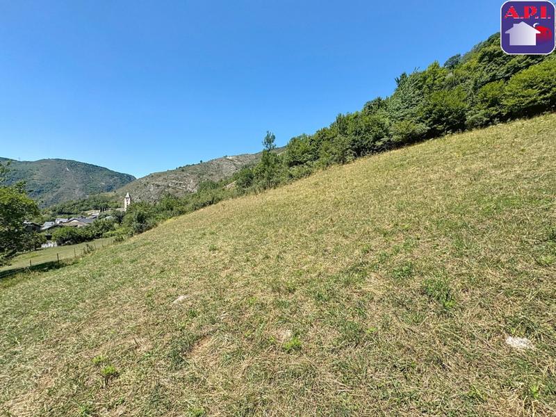 Terrain - 3 374 m²