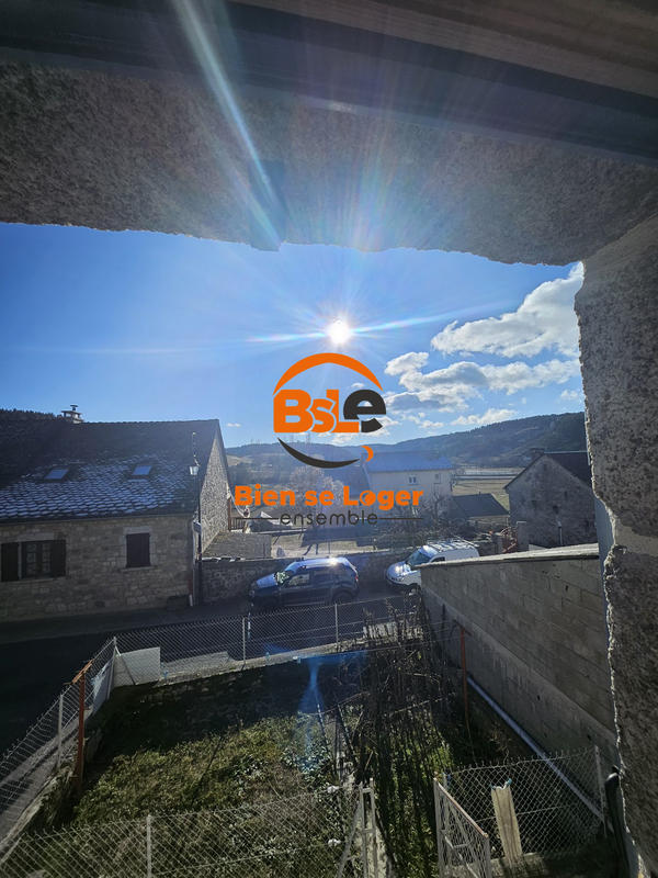 Appartement - 92 m² - 4 pièces