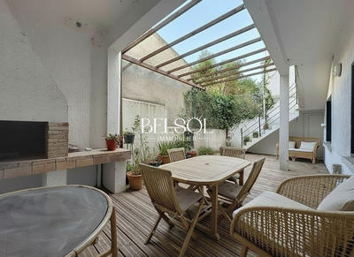 Maison - 186 m² - 4 pièces