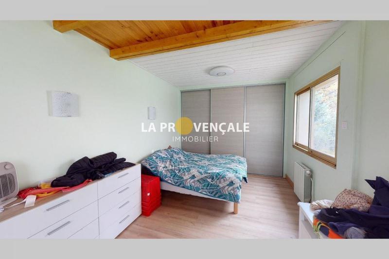 Villa - 200 m² - 7 pièces