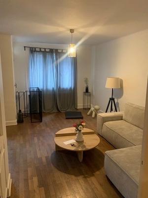 Appartement - 80 m² - 4 pièces