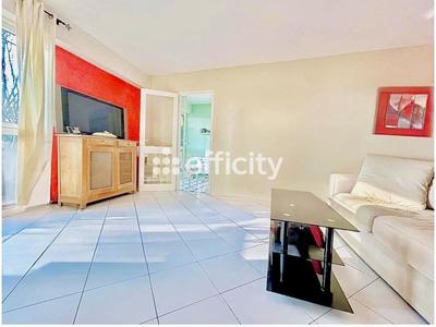 Appartement - 91 m² - 4 pièces