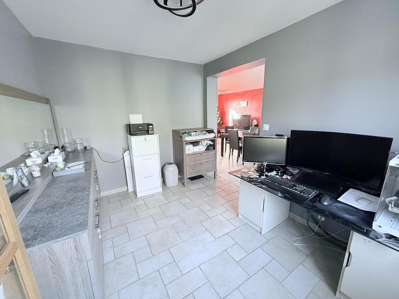 Maison - 143 m² - 8 pièces