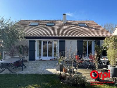 Maison - 130 m² - 6 pièces